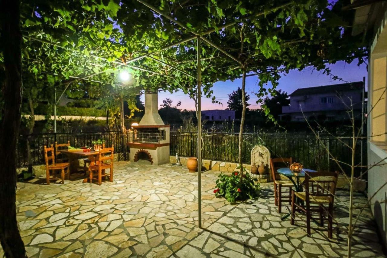 Christina Studios Laganas Extérieur photo