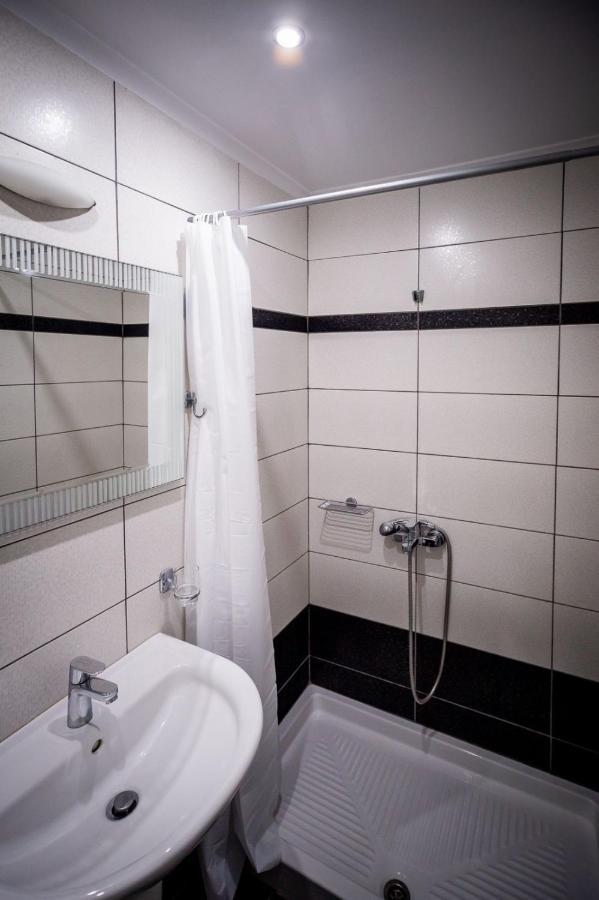 Christina Studios Laganas Extérieur photo